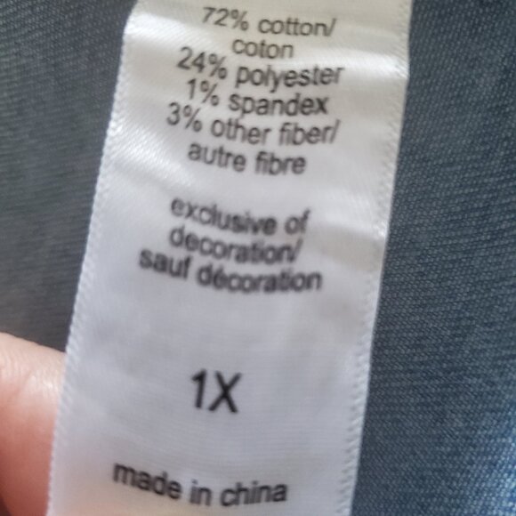 Maurices Denim Shacket With Rhinestone Detail Women's Size 1X - Picture 8 of 9